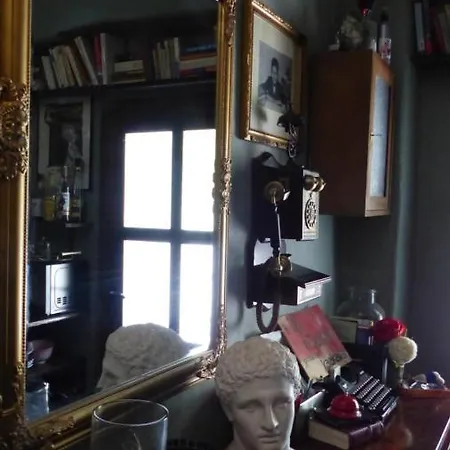 Decadent Art Club Pansiyon