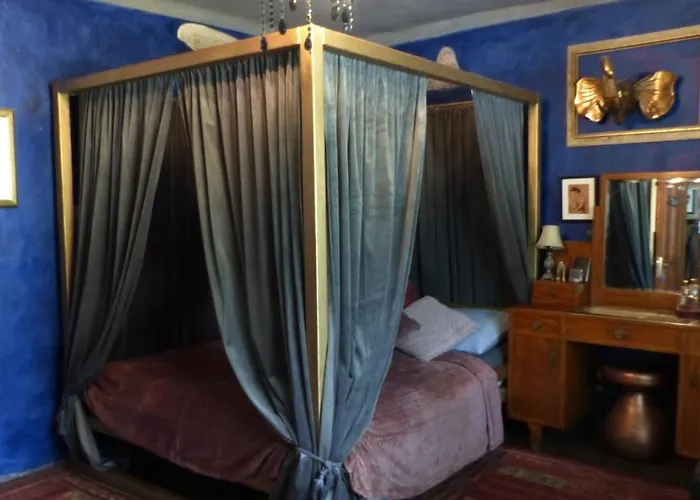 Quarto em Acomodações Particulares Decadent Art Club *